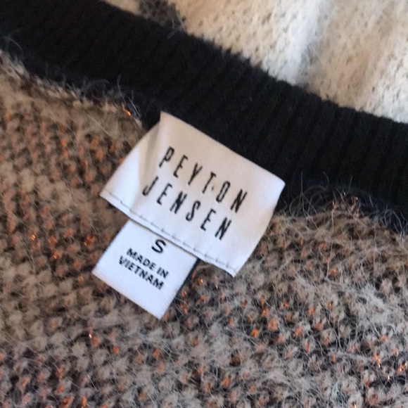 Evereve Peyton Jensen Fuzzy Plaid Eyelash Sweater Women's S White Black Metallic - Picture 7 of 7